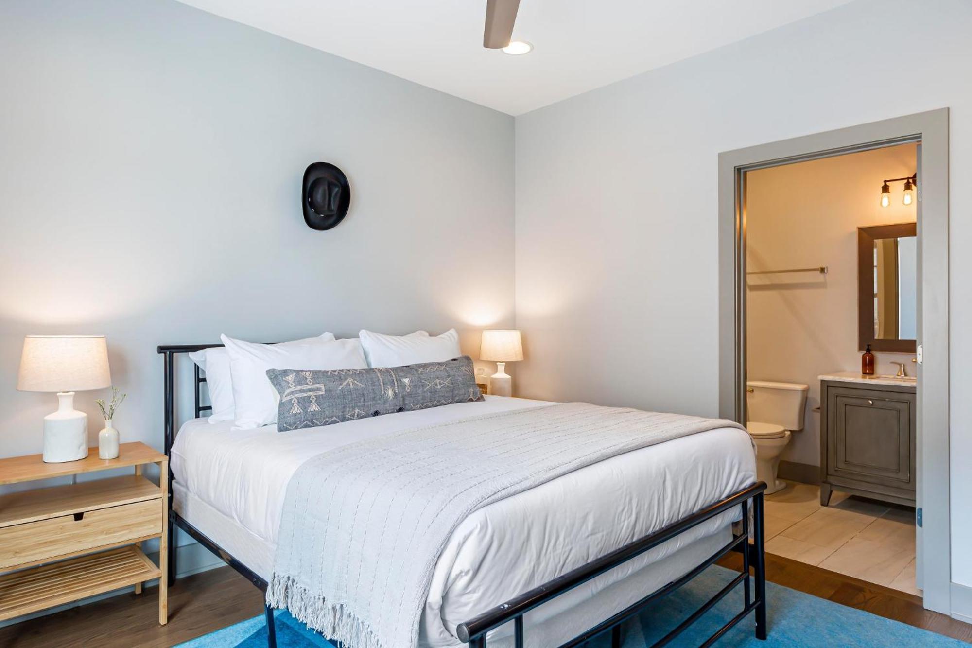 Waverly By Avantstay Nashville-Inspired Townhome W Luxury Kitchen Pool Table Luaran gambar