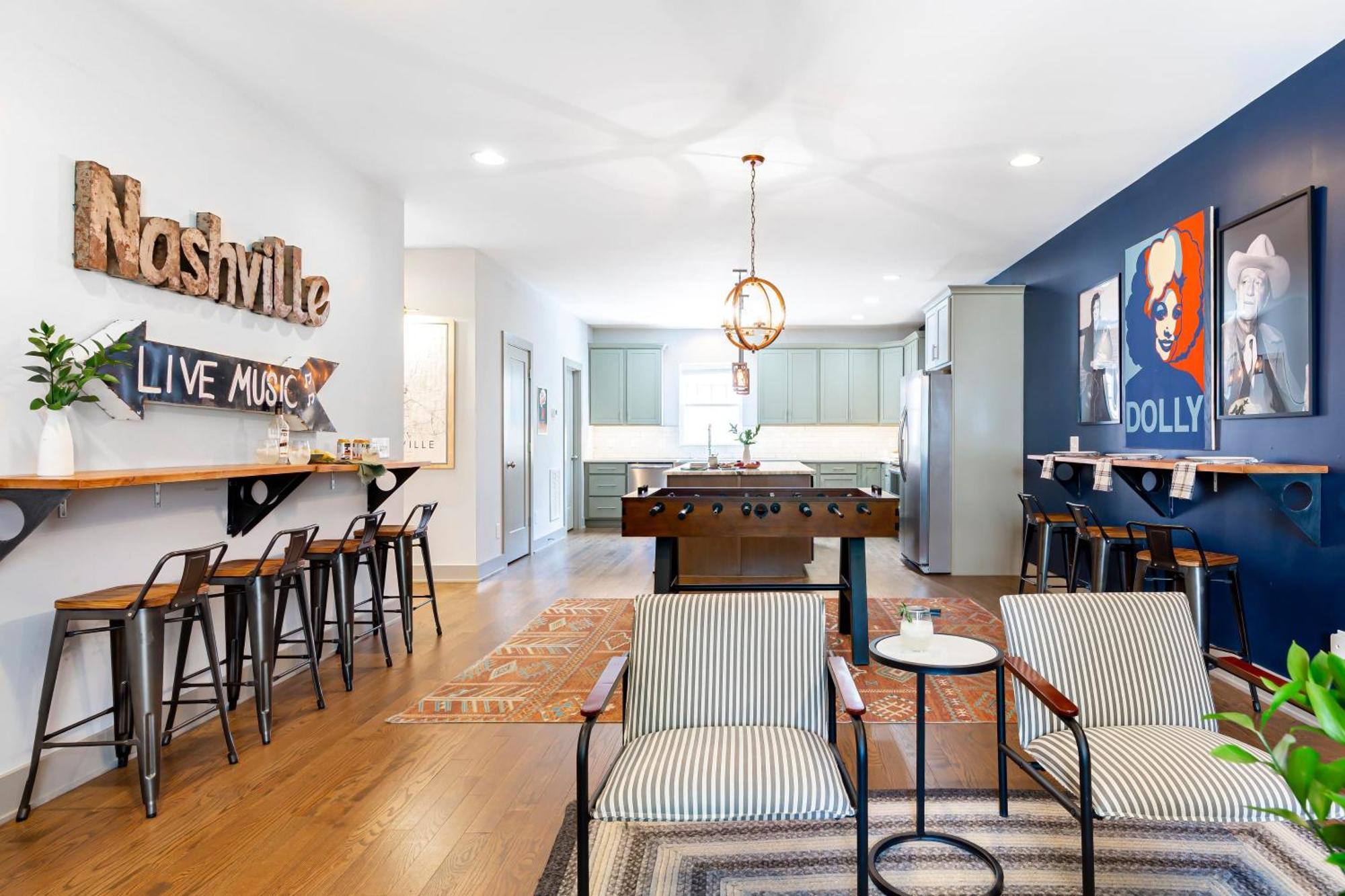 Waverly By Avantstay Nashville-Inspired Townhome W Luxury Kitchen Pool Table Luaran gambar